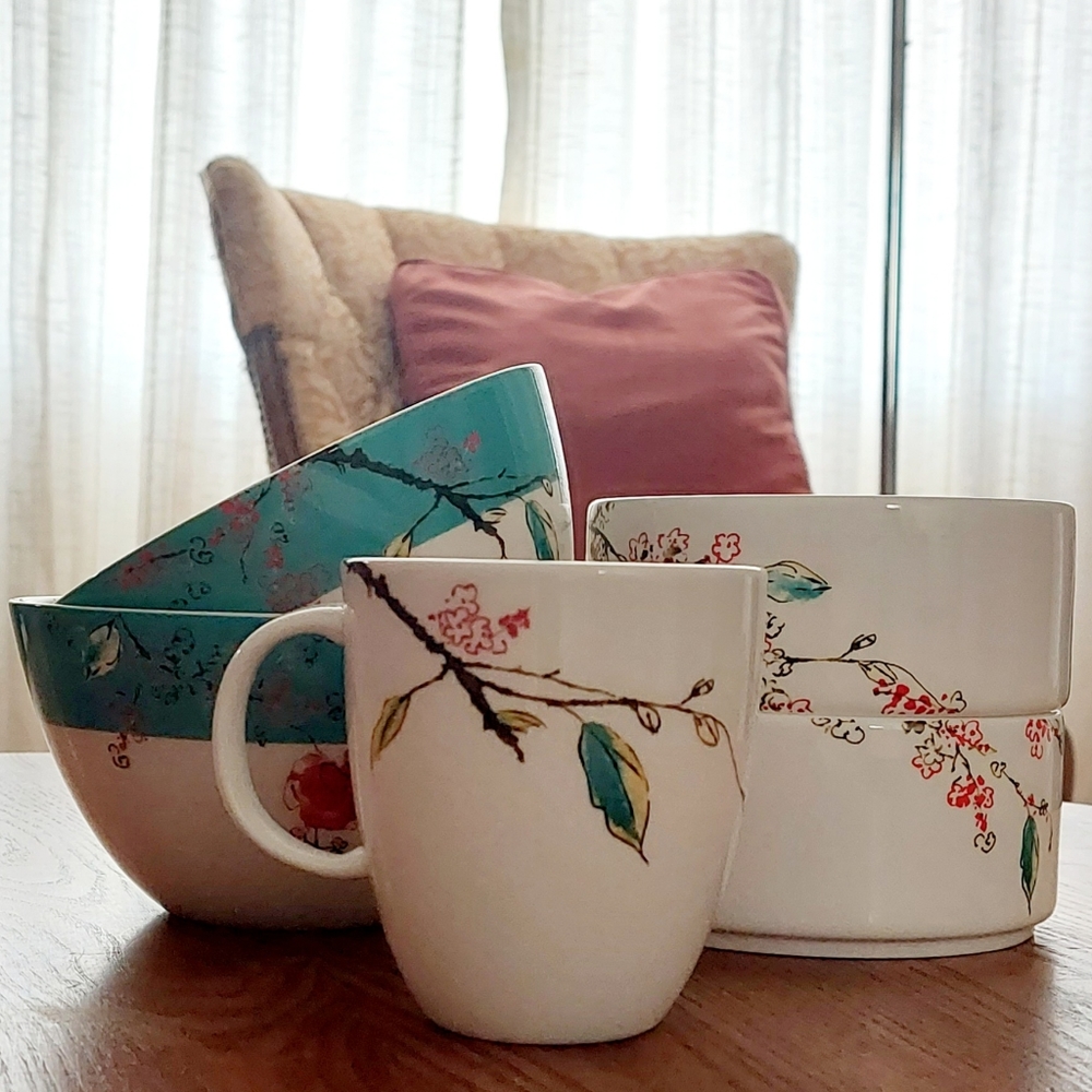 Lenox CHIRP design